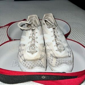 NFINITY SIZE 9 VENGEANCE